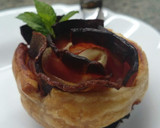 Foto del paso 6 de la receta: Rosas de hojaldre con manzanas
