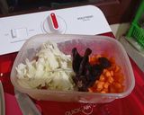 Foto langkah ke 1 dari resep Sayur sop campur.
