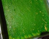 Foto langkah ke 5 dari resep 735. Bolu Gulung Pandan motif Huricane.