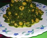 A picture of step 3 of Palak Chole.