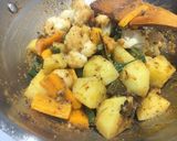 A picture of step 5 of Navratan Korma (no onion no garlic).