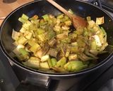 Une image de l'étape 6 de Courgettes et céleri branche aux épices indiennes,ciboulette et citron.