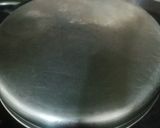 A picture of step 3 of Sliced Potato Chila.