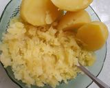 Foto langkah ke 1 dari resep Perkedel kentang.