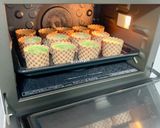 Foto langkah ke 7 dari resep Chiffon Pandan Cupcake - Full Putih Telur.