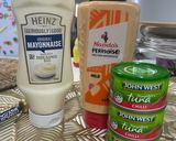 A picture of step 1 of Chily tuna peri peri sauce.