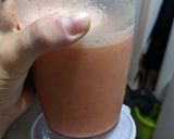 Foto del paso 2 de la receta: 🍓 Helado de frutilla y naranja en palito 🍊