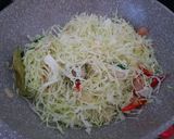 Foto langkah ke 3 dari resep Tumis sayur kol.
