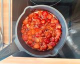 Foto del passaggio 2 della ricetta Flan di Fragole e Cocco