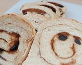 Foto langkah ke 6 dari resep Cinnamon raisin swirl bread.