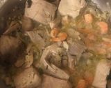 Foto del paso 3 de la receta: Atún guisado con colas de gambas