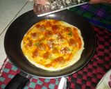 Foto langkah ke 4 dari resep Pizza Teflon Home made simple.