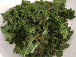 Thí nghiệm cùng cải xoăn: kale salad và kale chip bước làm 6 hình