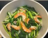 Hình bước làm 2 của món Cải Hoa Hồng Xào Tôm