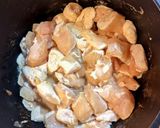 Foto del paso 1 de la receta Pollo a la crema con alcachofas