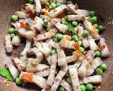 รูปขั้นตอนการทำที่ 2 ของ ผัดเผ็ดหมูสามชั้น