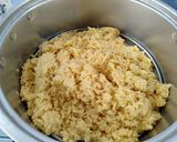 Foto langkah ke 1 dari resep Nasi Kuning Komplit.