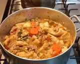 Foto del paso 3 de la receta: Guiso de mondongo y chorizos 🥩 🌿🥣🥕🫛