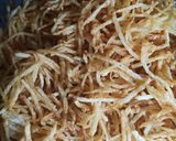 Foto langkah ke 2 dari resep Kentang Kering Pedas Manis.