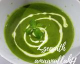 A picture of step 4 of Spinach and Cheese Soup.