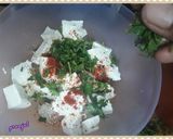 A picture of step 4 of Paneer Salad.