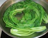 涼拌芝麻小松菜的食譜步驟1照片