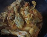 A picture of step 4 of Chicken yakhni pulao.