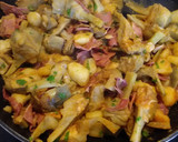 Foto del paso 4 de la receta: Alcachofas con jamón y patata