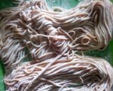 Foto del paso 3 de la receta: Fideos rojos