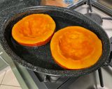 Une image de l'étape 3 de Potimarron farci bœuf tomate coriandre et emmental.