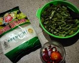 Foto langkah ke 1 dari resep Tumis Oncom Genjer Pedas Manis.