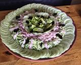Une image de l'étape 11 de Salade de courgettes et concombre, jambon blanc, sucrine et ail noir.