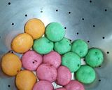 A picture of step 3 of Fried mini appe.