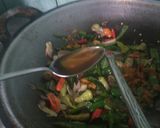 Foto langkah ke 6 dari resep Oseng Cumi kering.
