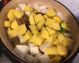 Une image de l'étape 14 de Palette de porc épicée aux légumes confits.