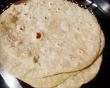 A picture of step 2 of Chicken Sriracha Wraps.