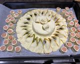 Vendégváró Sajtos mártogatós leveles tésztából recept fázis 3 fotója