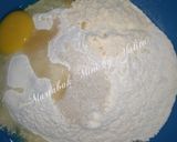 Foto langkah ke 1 dari resep Martabak Mini Ekonomis.