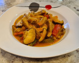 Foto del paso 6 de la receta: Solomillo de cerdo con shiitake y salsa de tomate y pimientos