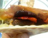 Foto del paso 14 de la receta: 🌮🌯Rapidita o Wrap con hamburguesa de Atún, remolachas y zanahorias salteadas tocineta y queso!!!