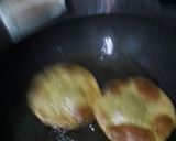 A picture of step 6 of Palak Puri.