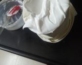 A picture of step 4 of Chocolate mousse.