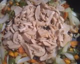 Foto del paso 7 de la receta: Fideos con verduras y salsa suave de crema