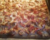 Foto del paso 2 de la receta Pizza carbonara con base de pan rústico