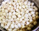 Hình bước làm 1 của món Mứt Hạt Sen