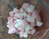 A picture of step 4 of Choco pie with marshmallow.