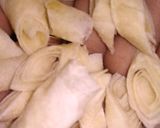 Foto langkah ke 2 dari resep Keripik kulit lumpia bisa untuk jualan.
