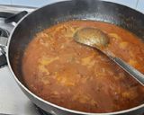 A picture of step 9 of Kofta gravy.