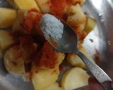 A picture of step 12 of Aloo ki Jalebi with aloo chaat.