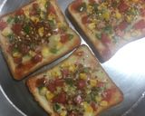 A picture of step 5 of Bread Pizza.